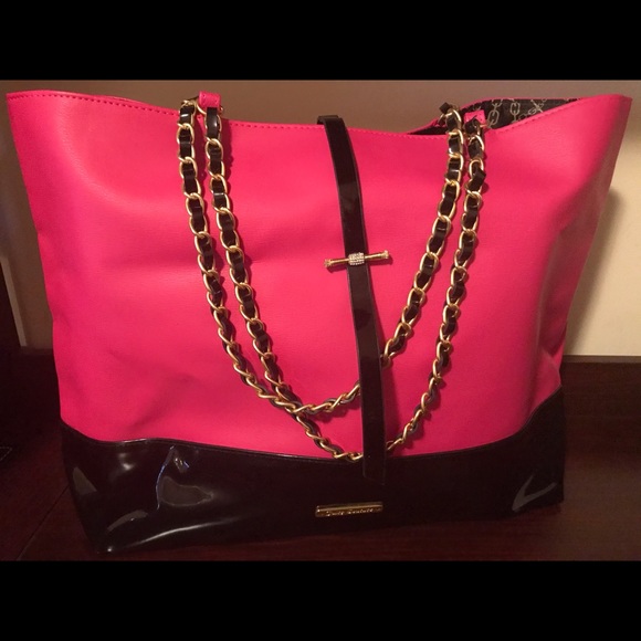 Juicy Couture Handbags - 💗Juicy Couture Tote💗